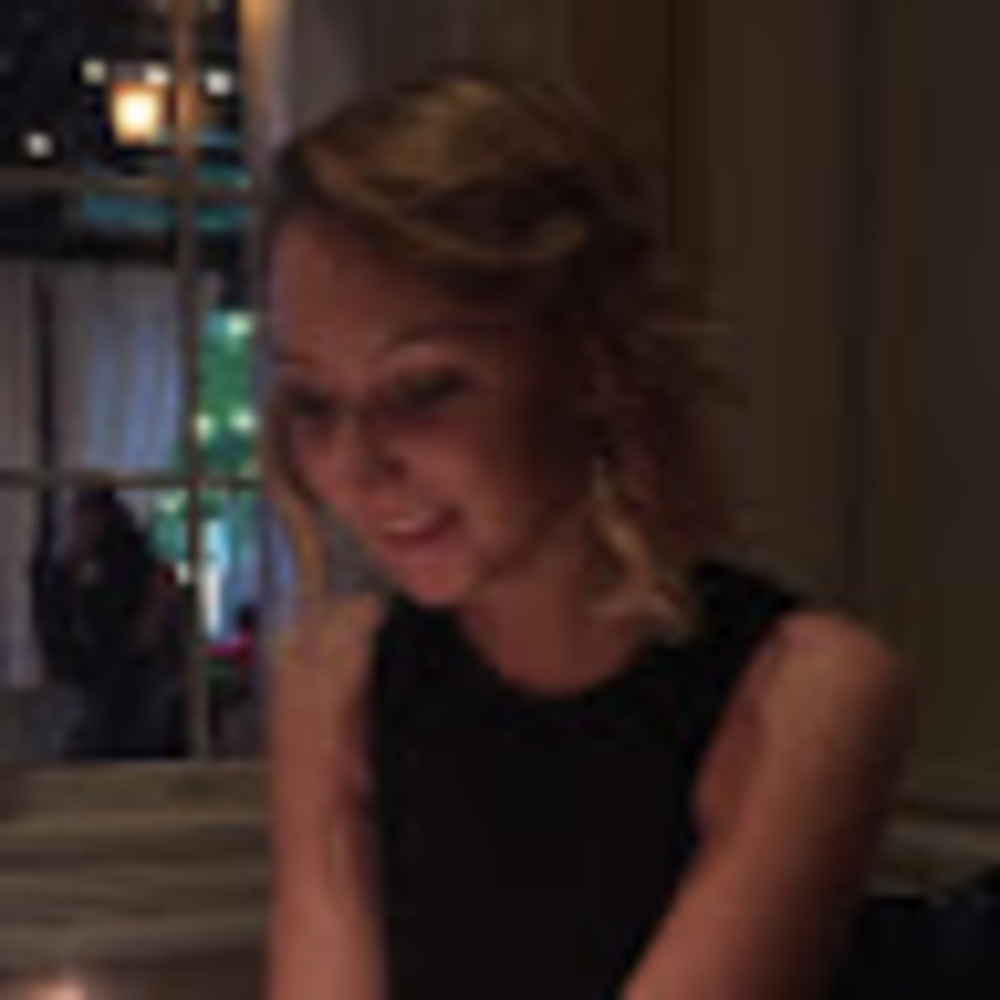 Meet your Posher, Alicia